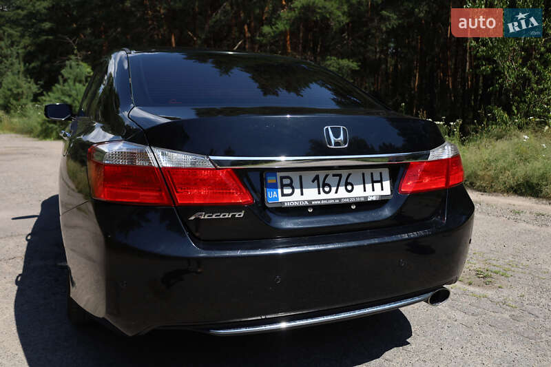 Седан Honda Accord 2014 в Кременчуге