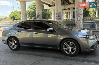 Седан Honda Accord 2012 в 