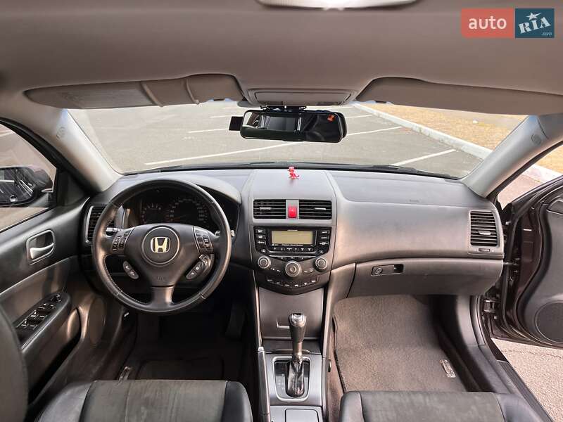 Седан Honda Accord 2006 в Киеве