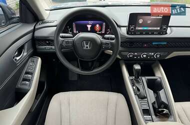 Седан Honda Accord 2023 в 