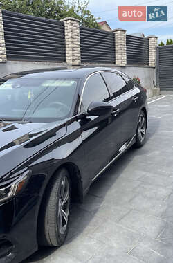 Седан Honda Accord 2017 в 