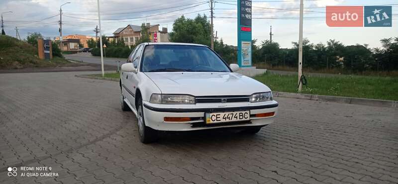 Седан Honda Accord 1993 в Черновцах