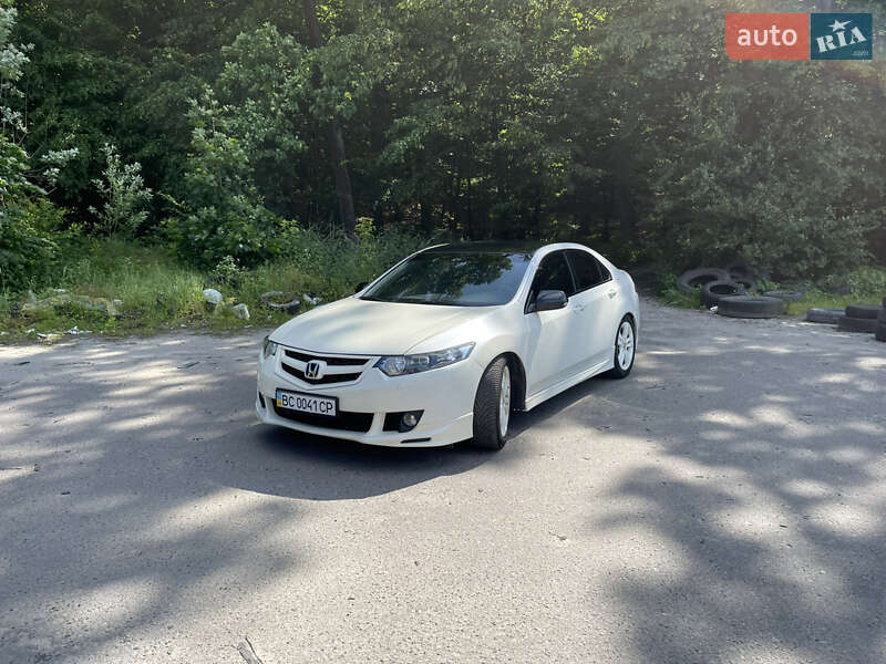 Седан Honda Accord 2008 в Львові