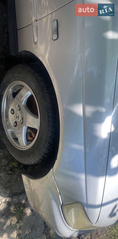 Седан Honda Accord 2000 в Черновцах