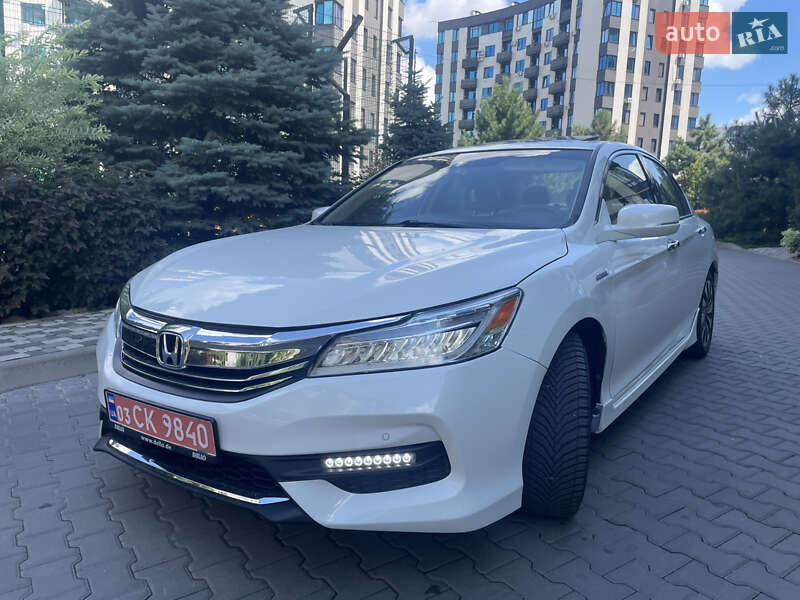 Седан Honda Accord 2016 в Киеве
