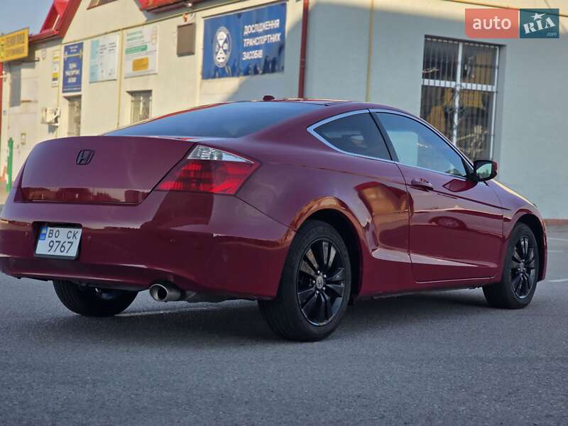 Купе Honda Accord 2010 в Тернополе
