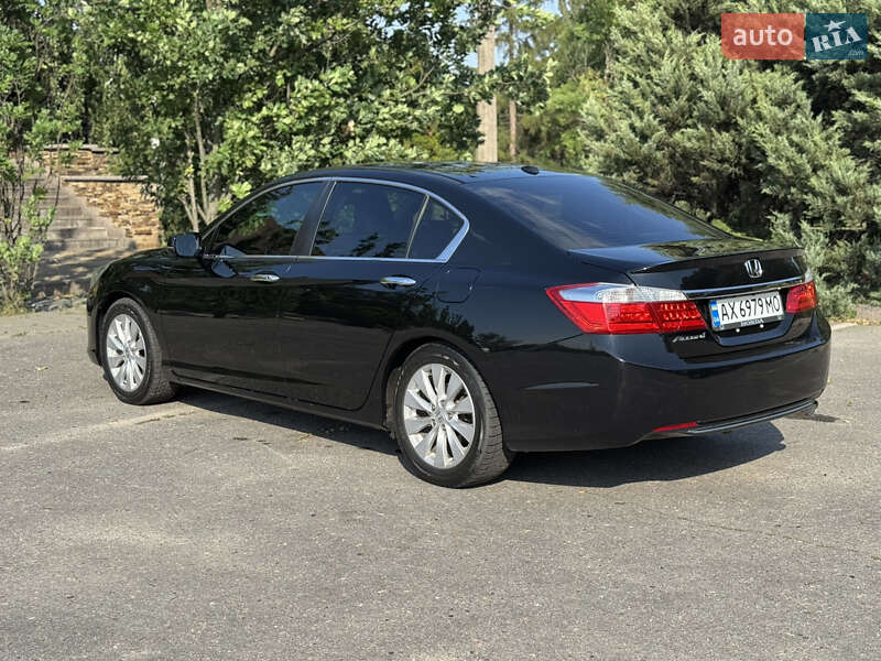 Седан Honda Accord 2015 в Харькове