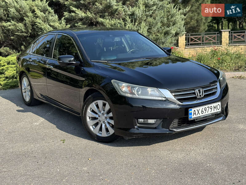 Седан Honda Accord 2015 в Харькове