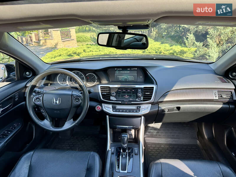 Седан Honda Accord 2015 в Харькове