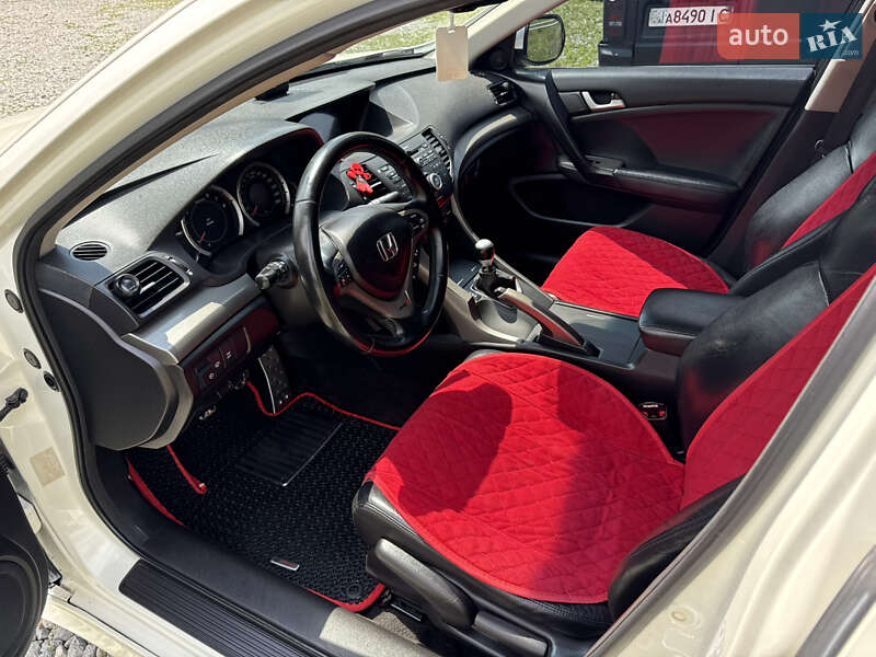 Седан Honda Accord 2008 в Черновцах