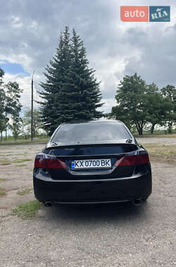 Седан Honda Accord 2014 в 