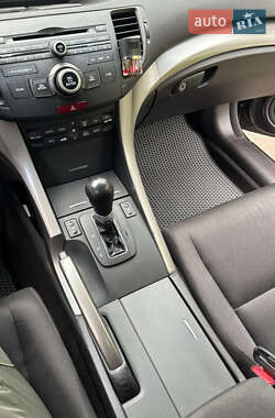 Универсал Honda Accord 2008 в 