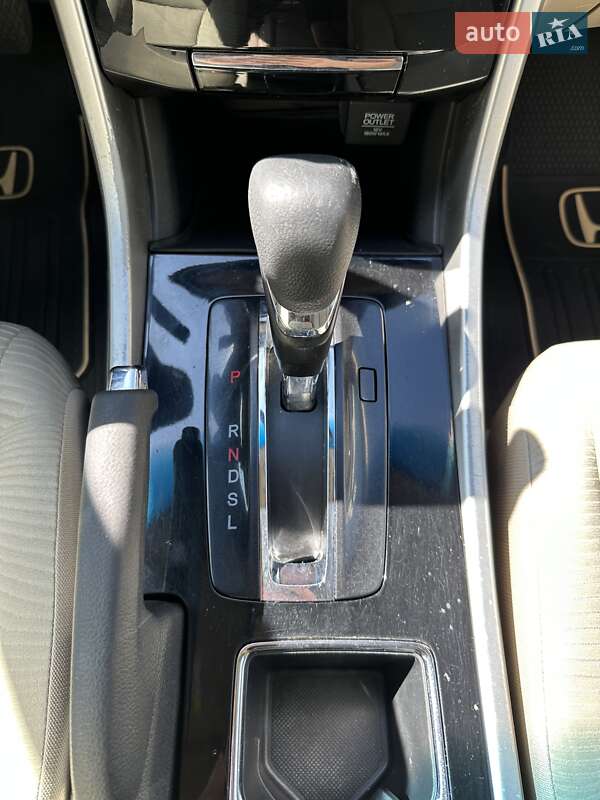 Седан Honda Accord 2016 в Белогородке