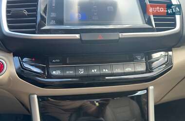 Седан Honda Accord 2017 в 