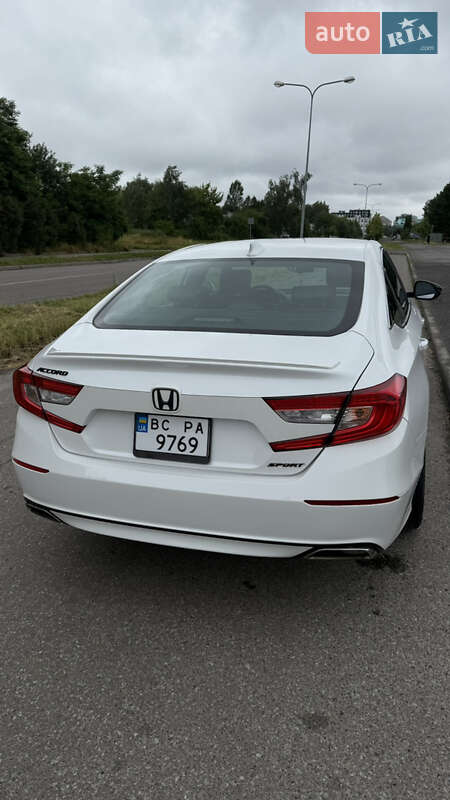 Седан Honda Accord 2018 в Львові