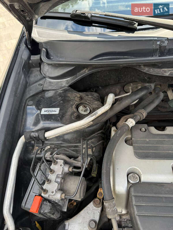 Седан Honda Accord 2003 в Киеве