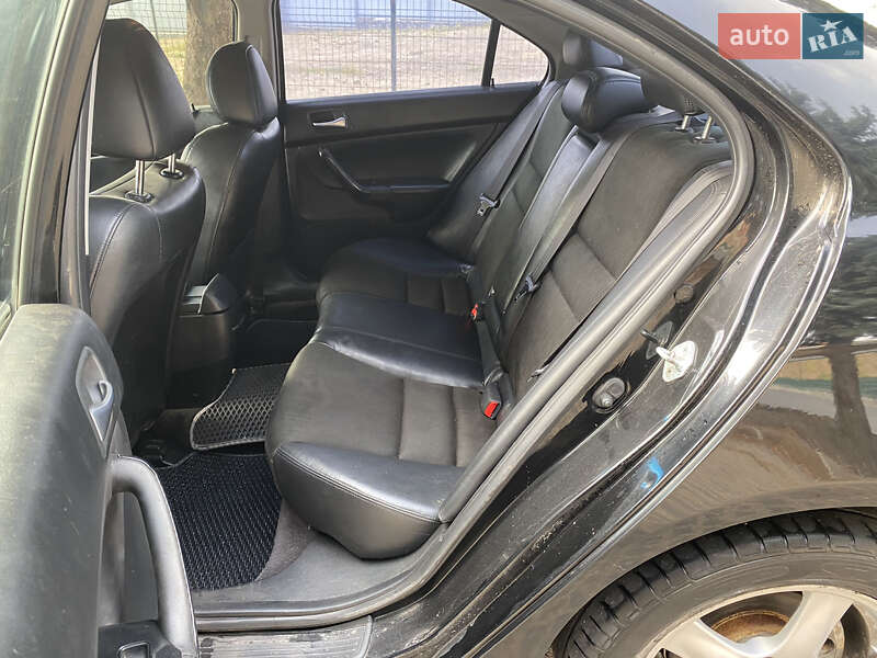 Седан Honda Accord 2006 в Кропивницком