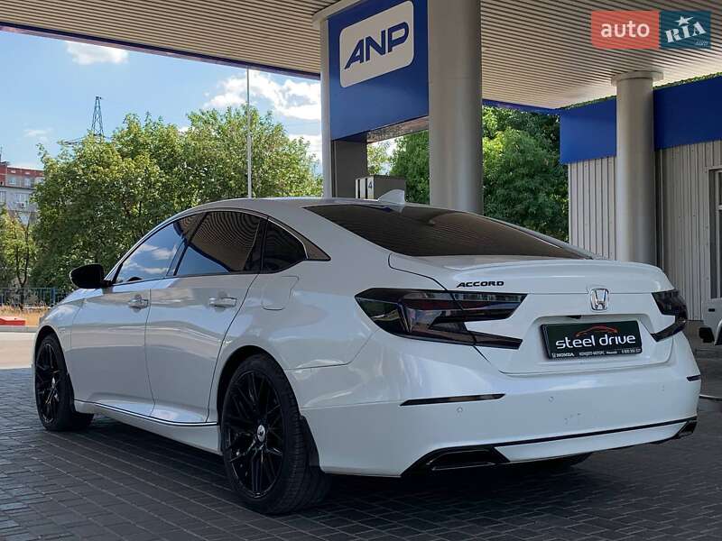Седан Honda Accord 2019 в Николаеве