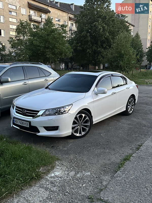 Седан Honda Accord 2013 в Долині