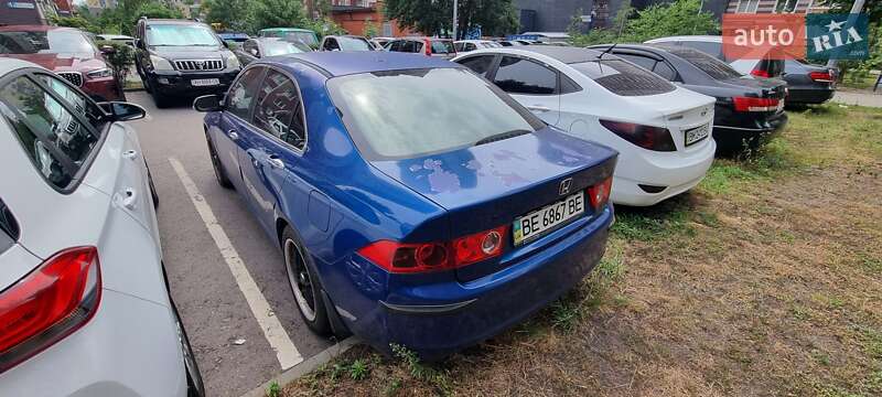 Седан Honda Accord 2003 в Киеве
