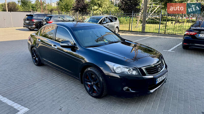 Седан Honda Accord 2009 в 