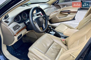 Седан Honda Accord 2009 в 