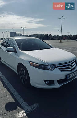 Седан Honda Accord 2010 в 