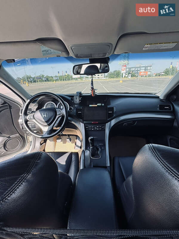 Седан Honda Accord 2010 в Одесі