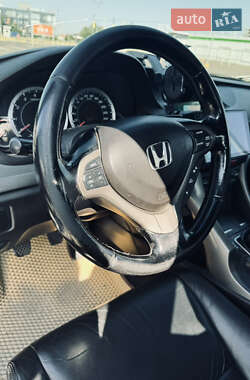 Седан Honda Accord 2010 в 