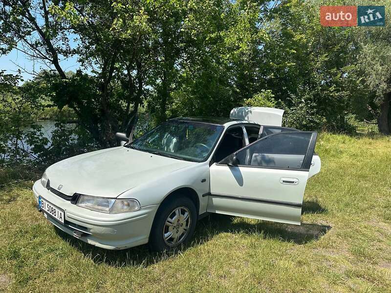 Седан Honda Accord 1993 в Лохвице