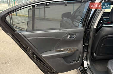 Седан Honda Accord 2013 в 
