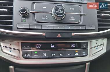 Седан Honda Accord 2015 в 