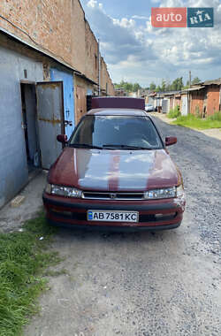 Седан Honda Accord 1992 в Виннице