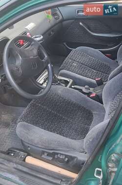 Седан Honda Accord 1995 в 
