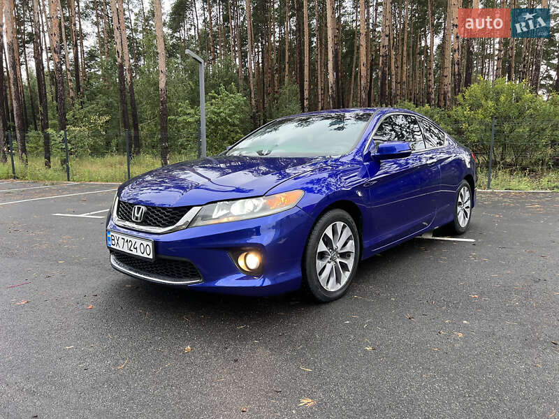Купе Honda Accord 2012 в 