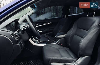 Купе Honda Accord 2012 в 