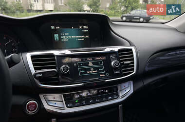 Купе Honda Accord 2012 в 