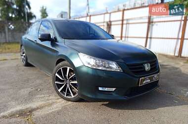Седан Honda Accord 2013 в Киеве
