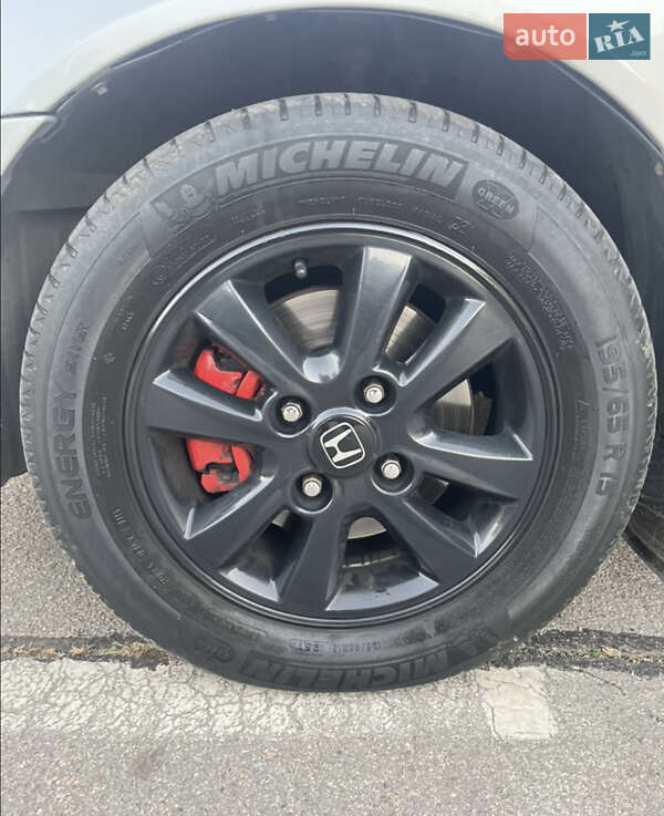 Седан Honda Accord 2000 в Запорожье