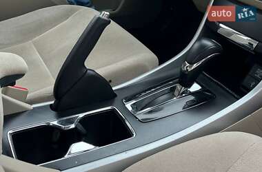 Седан Honda Accord 2013 в 