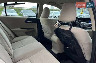 Седан Honda Accord 2013 в 