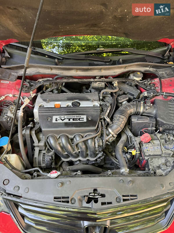 Седан Honda Accord 2010 в Києві