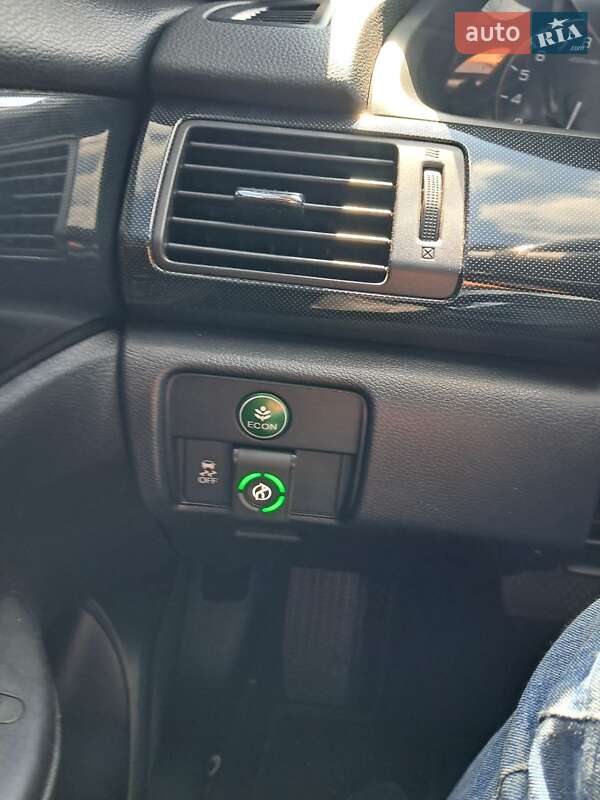 Седан Honda Accord 2013 в Вінниці