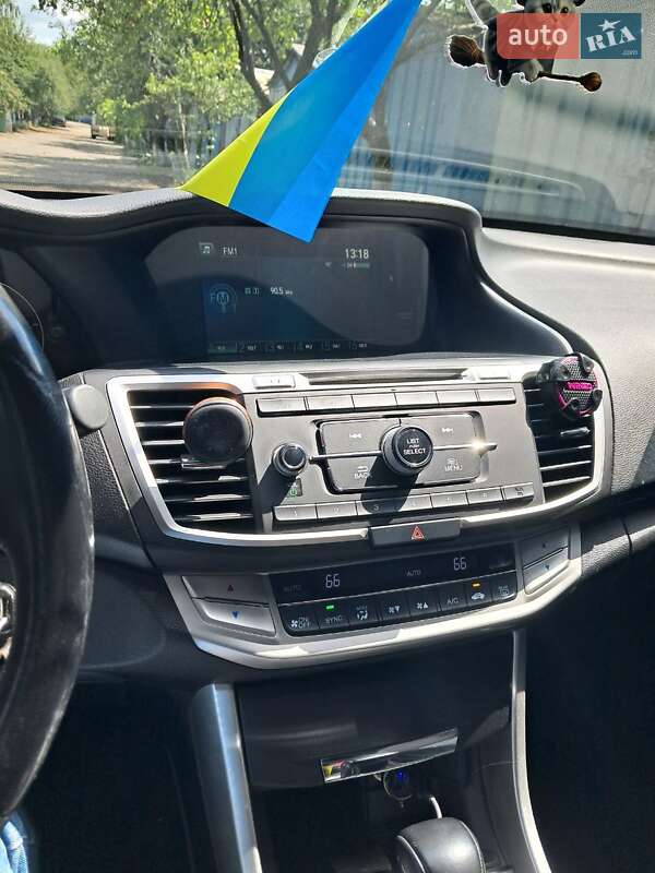 Седан Honda Accord 2013 в Вінниці