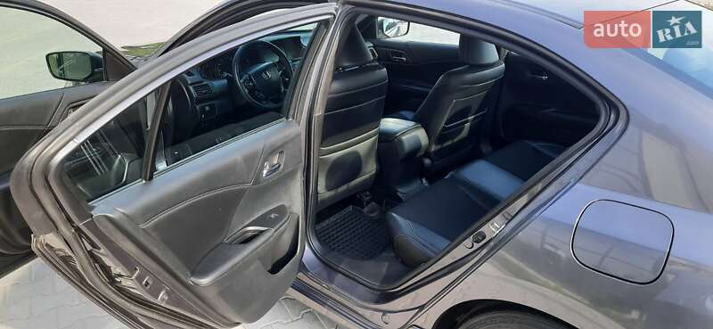 Седан Honda Accord 2016 в Тернополе фото 16 Седан Honda Accord 2016 в Тернополе