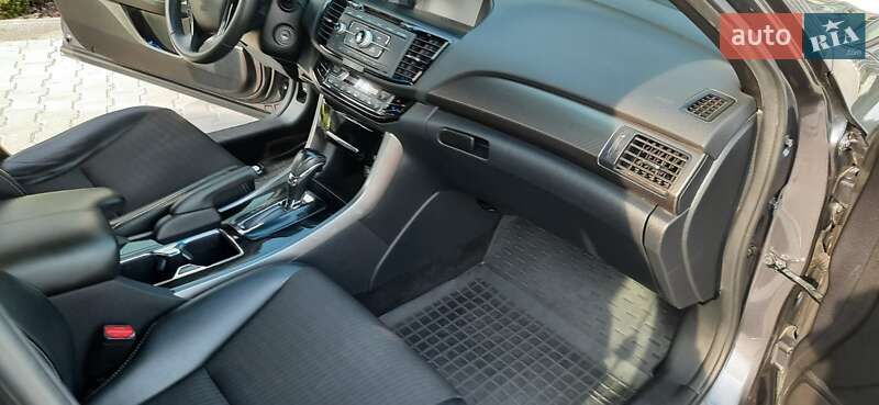 Седан Honda Accord 2016 в Тернополе фото 17 Седан Honda Accord 2016 в Тернополе