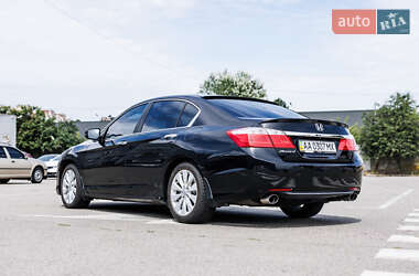 Седан Honda Accord 2013 в 