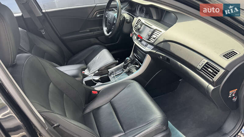Седан Honda Accord 2013 в Киеве фото 16 Седан Honda Accord 2013 в Киеве