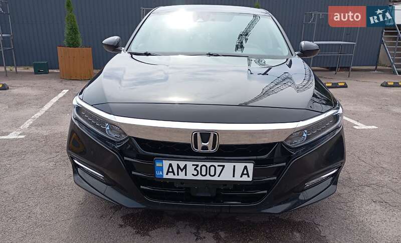 Седан Honda Accord 2018 в Коростене