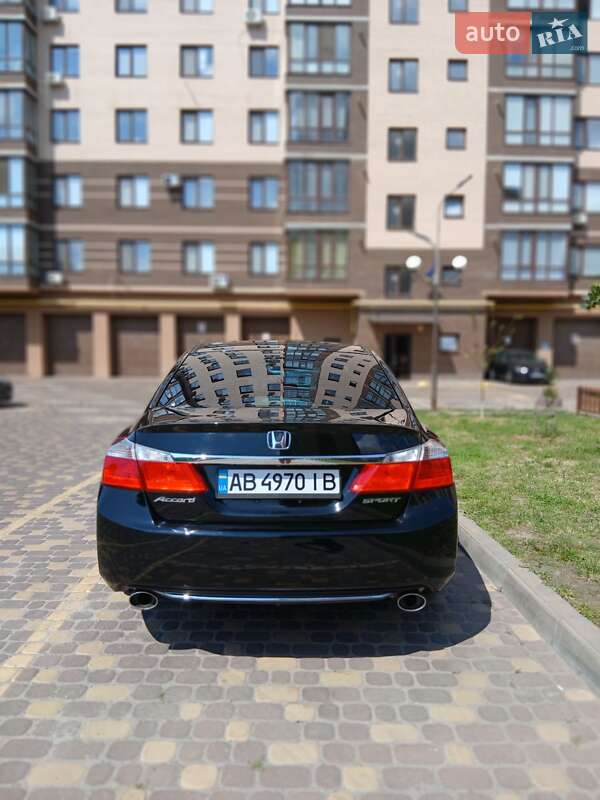Седан Honda Accord 2015 в Виннице